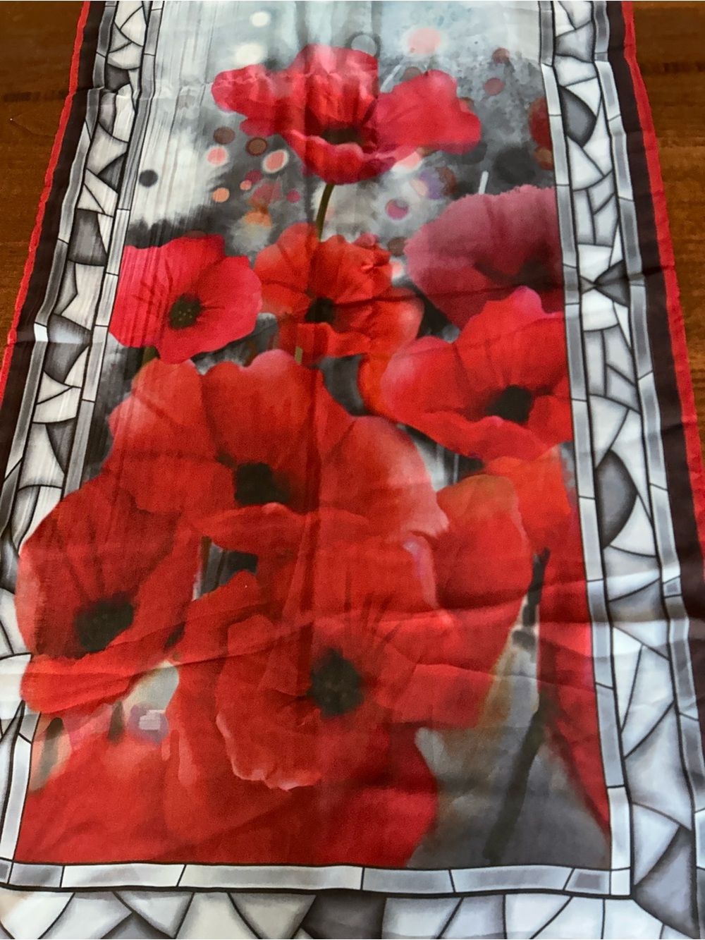 Galleria Enterprises, Inc. Red Poppy Floral Silk-Look Scarf 18“ x 78“